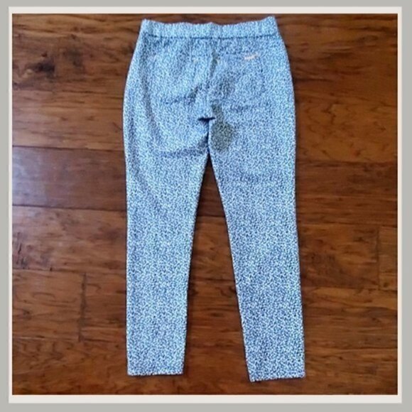✨ Michael Kors Straight Leg Pants — Size Medium ✨ - Picture 4 of 5